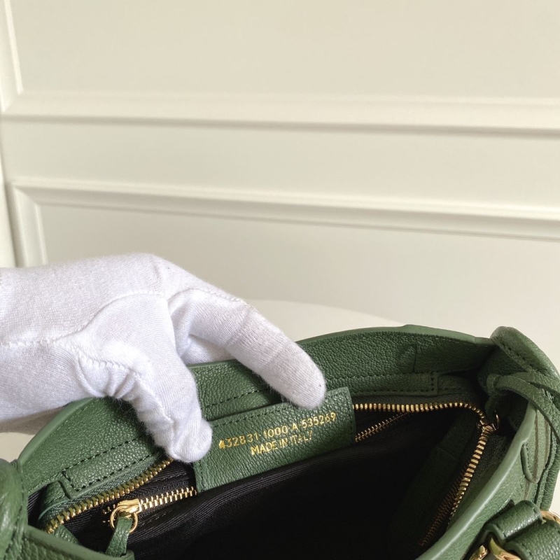 Ba1en*iaga classic city bags